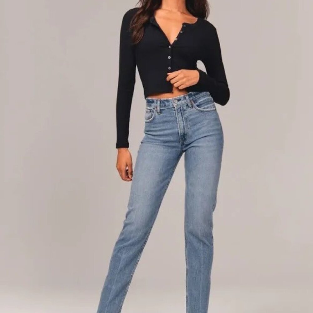 Abercrombie & Fitch The Mom Highrise